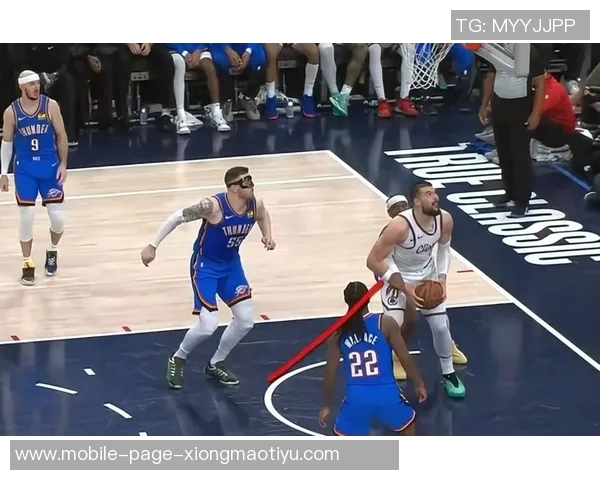 泰伦卢透露比尔因背部受伤缺席比赛原因分析