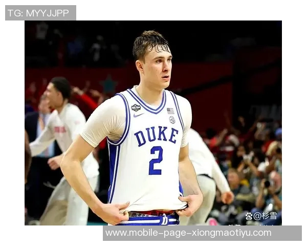 弗拉格19岁零5天出战圣诞大战成历史第4年轻球员仅次于科比詹姆斯和威洛比 弗拉格19岁零5天出战圣诞大战成历史第4年轻球员仅次于科比詹姆斯和威洛比