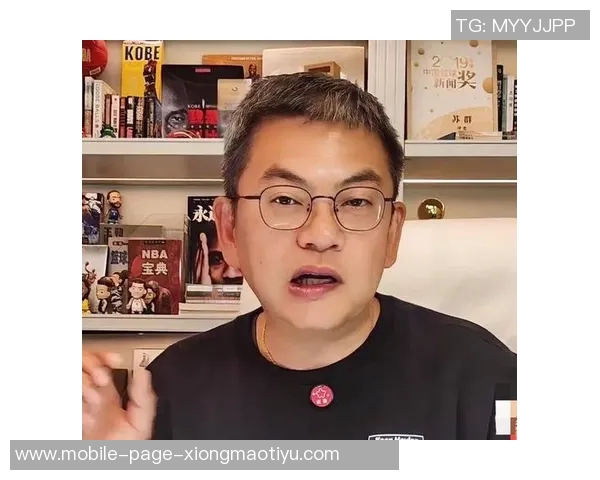 杨瀚森为斯帅庆生唱歌苏群点评细节展现个性状态与深厚关系 杨瀚森为斯帅庆生唱歌苏群点评细节展现个性状态与深厚关系